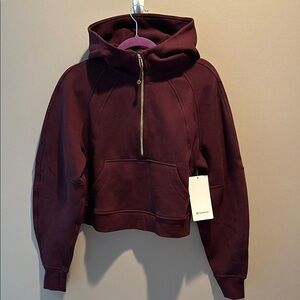 LULULEMON SCUBA OVERSIZED HOODIE IN GARNET/GOLD SZ XS/S NWT